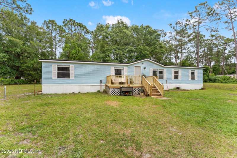 4 bedroom Manufactured Home at 4834 Fireweed Street, Jacksonville South, Middleburg — photo 1