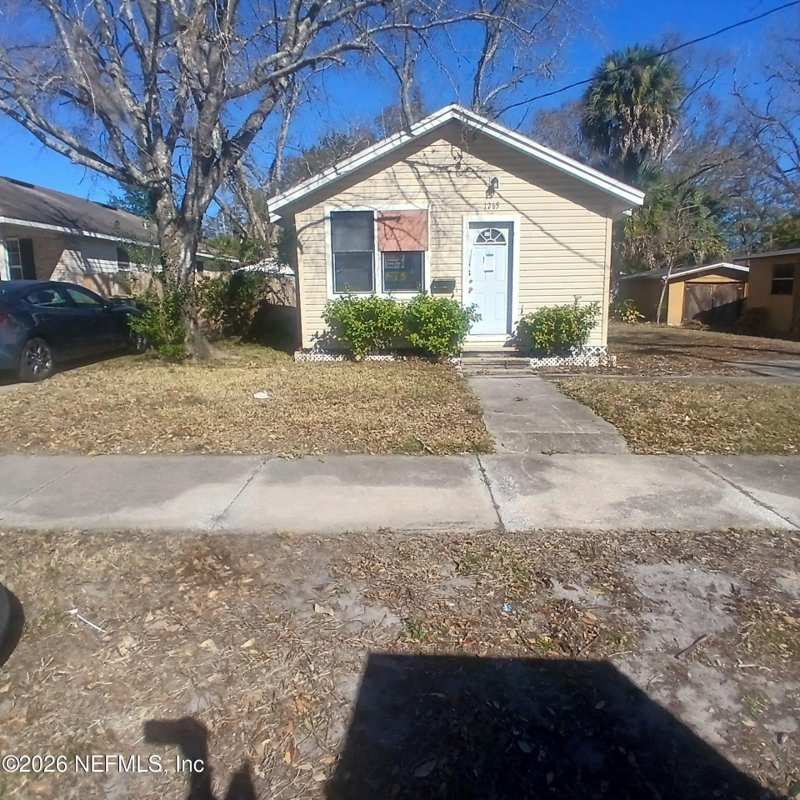2 bedroom Single Family Residence at 1265 W 30th Street, Speedway Park, Jacksonville — photo 1