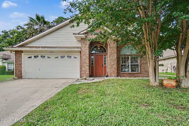 4 bedroom Single Family Residence at 5325 Lake Gardens Lane, Gardens Of Julington, Jacksonville — photo 1