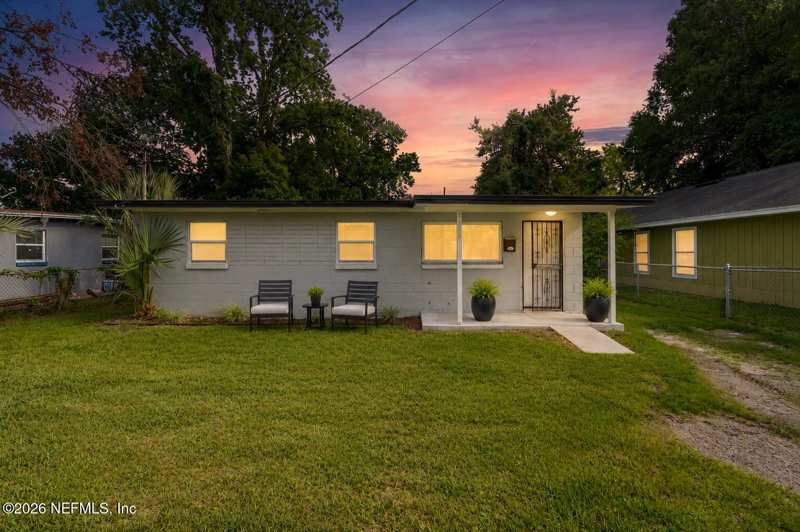 3 bedroom Single Family Residence at 2208 14th Street, East Grand Park, Jacksonville — photo 1