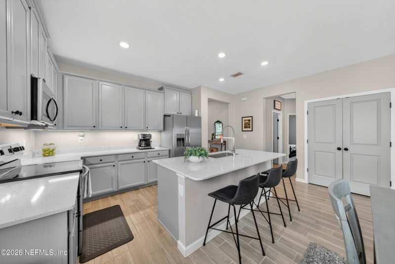 3 bedroom Single Family Residence at 9717 Lovage Lane, Highland Chase, Jacksonville — photo 1