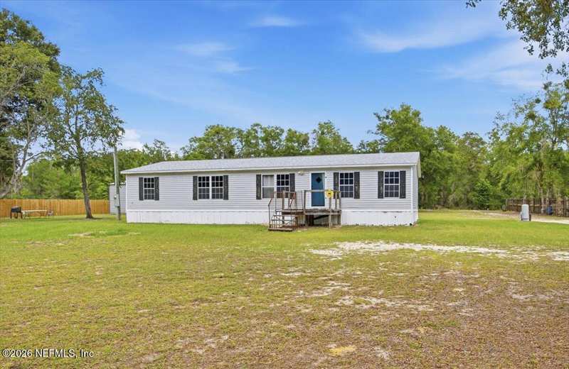 4 bedroom Manufactured Home at 194 Keuka Road, Interlachen Lakes Estates, Interlachen — photo 1