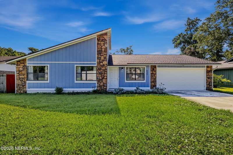 3 bedroom Single Family Residence at 437 Hawaiian Terrace, Holiay Hill Manor, Jacksonville — photo 1