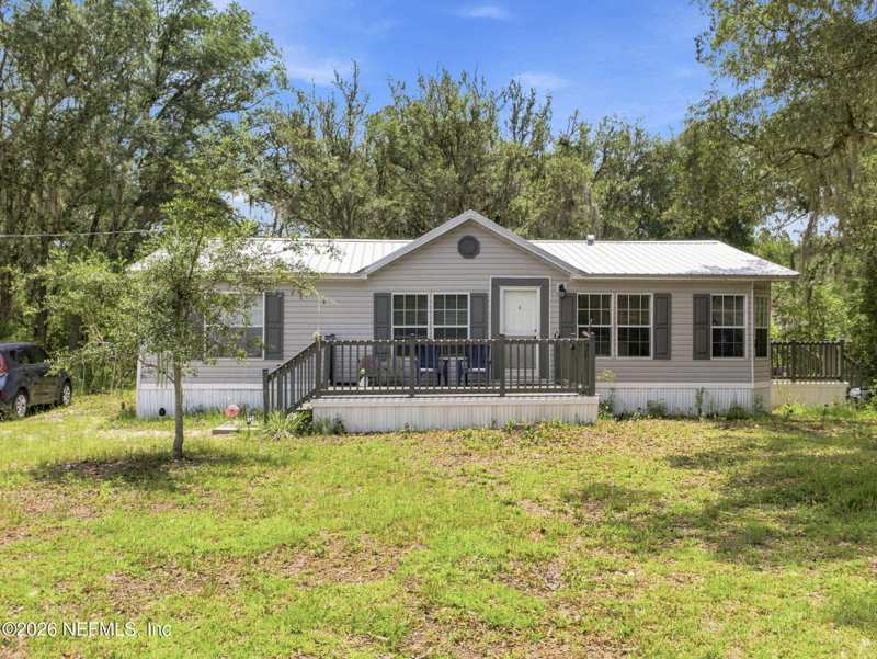 3 bedroom Manufactured Home at 820 Selma Avenue, Interlachen Lakes Estates, Interlachen — photo 1