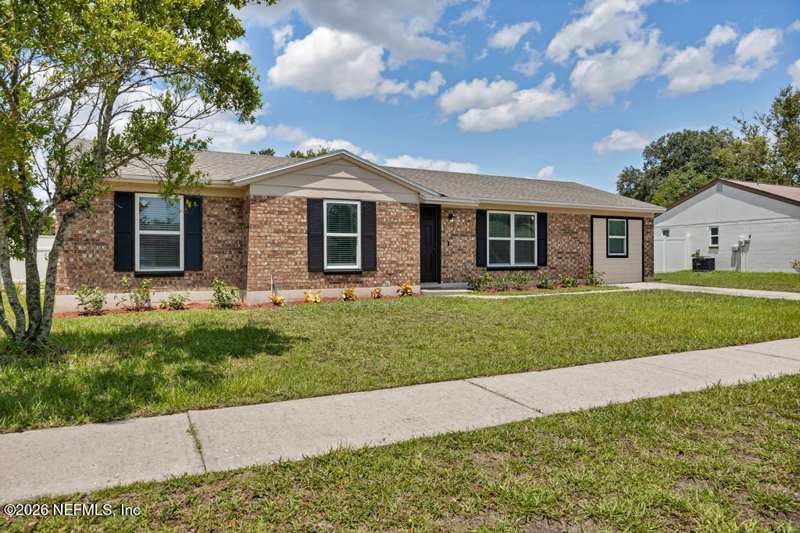 4 bedroom Single Family Residence at 8149 Justin Road, Spring Lake, Jacksonville — photo 1