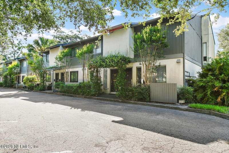 2 bedroom Townhouse at 3216 Oak Street #7, Pinehurst, Jacksonville — photo 1