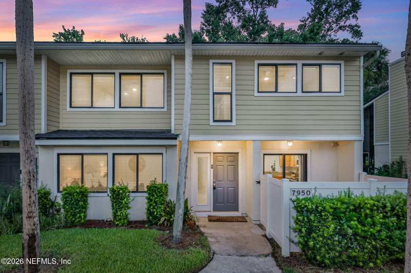4 bedroom Condominium at 7950 Los Robles Court #7950, Los Lagos, Jacksonville — photo 1