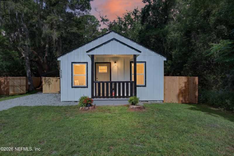3 bedroom Single Family Residence at 4468 Englewood Ave Avenue, Englewood, Jacksonville — photo 1