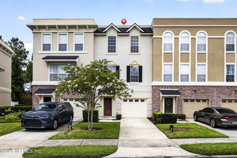 4 bedroom Townhouse at 4460 Congressional Drive, Georgetown Townhomes, Jacksonville — photo 1