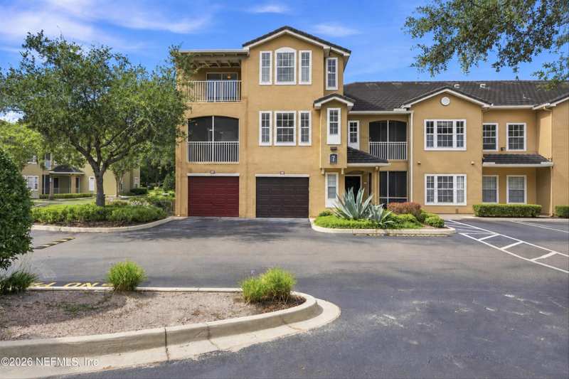 2 bedroom Condominium at 10075 Gate Parkway #701, Mirabella, Jacksonville — photo 1