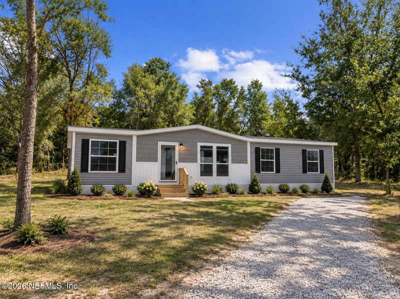 3 bedroom Mobile Home at 140 Cherokee Drive, Mirror Lake Beaches, Interlachen — photo 1