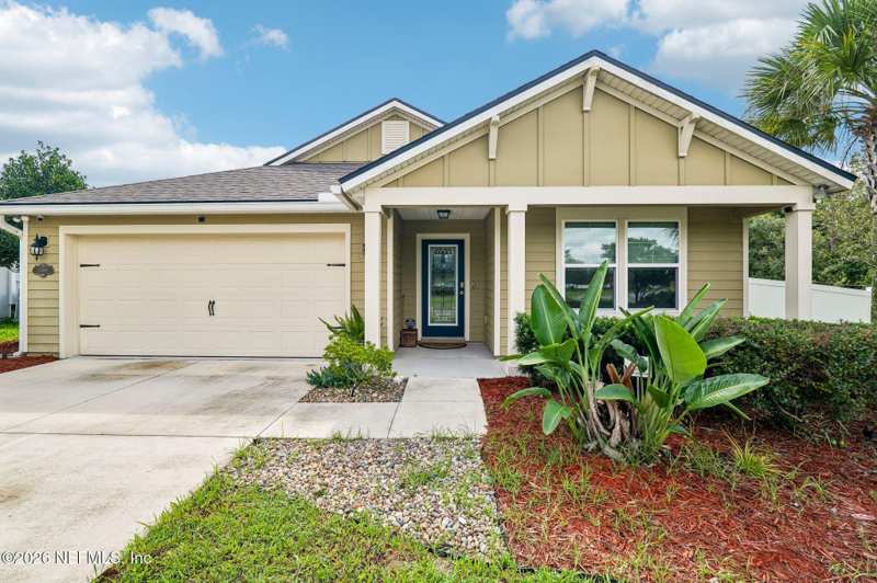 3 bedroom Single Family Residence at 3800 Great Falls Loop, Azalea Ridge, Middleburg — photo 1