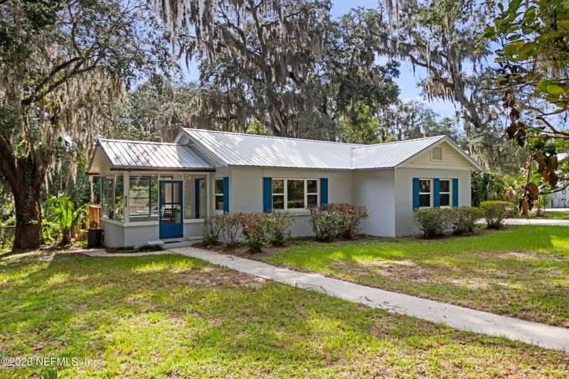 2 bedroom Single Family Residence at 915 S 13th Street, Metes & Bounds, Palatka — photo 1