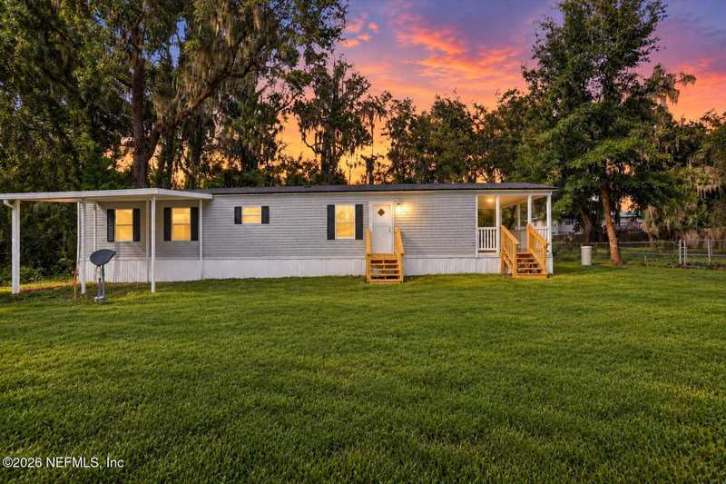 2 bedroom Mobile Home at 2626 Ladino Lane, Jax Heights, Jacksonville — photo 1