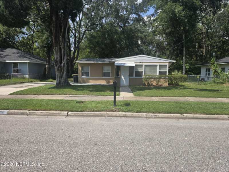 4 bedroom Single Family Residence at 2611 Beaverbrook Place, **verifying Subd**, Jacksonville — photo 1