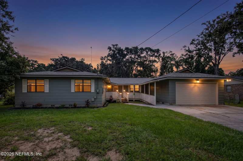 4 bedroom Single Family Residence at 1923 Biggers Road, Hogan Farms, Jacksonville — photo 1