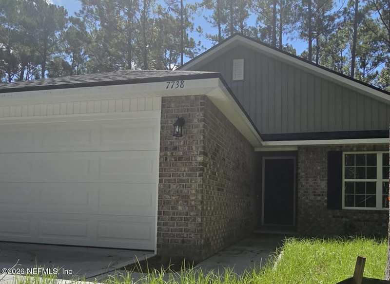 3 bedroom Single Family Residence at 7738 Lookout Point Drive, Valley West, Jacksonville — photo 1