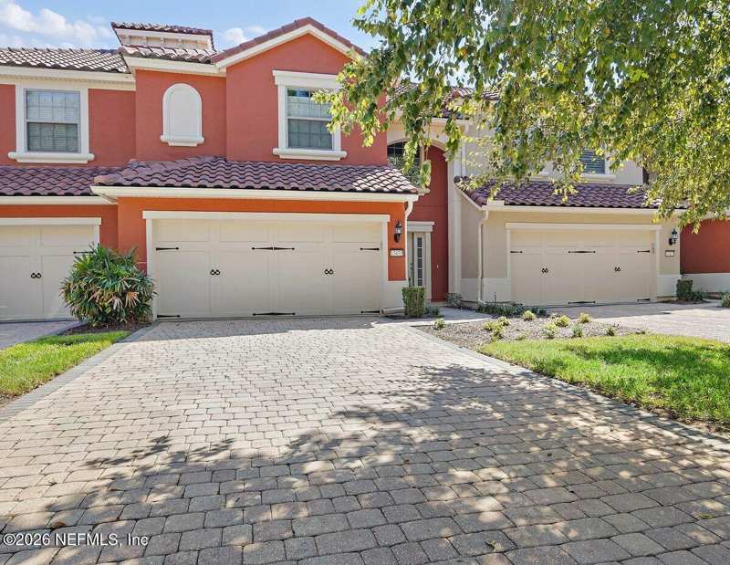 3 bedroom Townhouse at 13435 Isla Vista Drive, Vizcaya, Jacksonville — photo 1