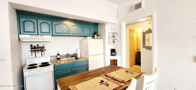 1 bedroom Condominium at 311 W Ashley Street #1206, Residences At City Place, Jacksonville — photo 1
