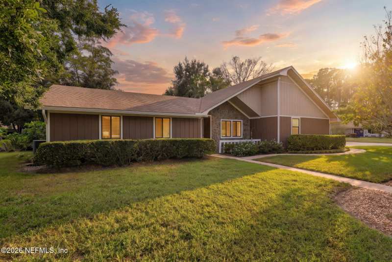 4 bedroom Single Family Residence at 3362 Chrysler Drive, Pickwick Park, Jacksonville — photo 1