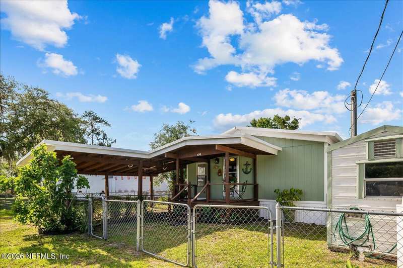 3 bedroom Manufactured Home at 120 Pine Street, Satsuma, Satsuma — photo 1
