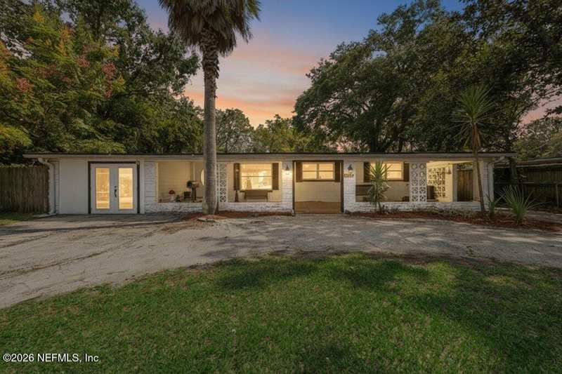 2 bedroom Single Family Residence at 2717 Ector Road, Arlington Hills, Jacksonville — photo 1