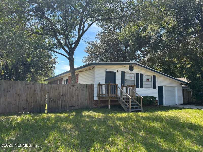 3 bedroom Single Family Residence at 1430 Ron Road, Lackawanna Townsite, Jacksonville — photo 1
