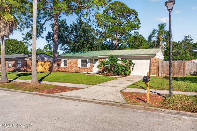 3 bedroom Single Family Residence at 2227 Dumfries Circle, Deer Ridge, Jacksonville — photo 1
