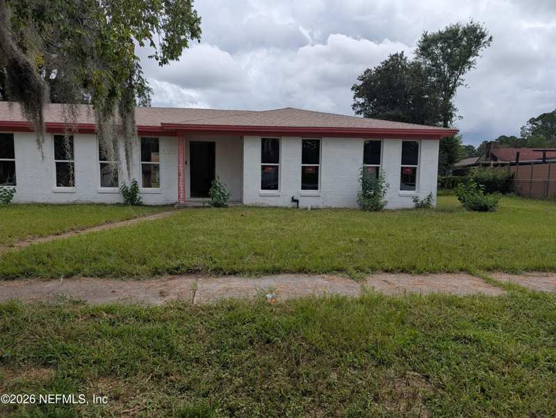 3 bedroom Single Family Residence at 5738 Finch Avenue, Carver International, Jacksonville — photo 1
