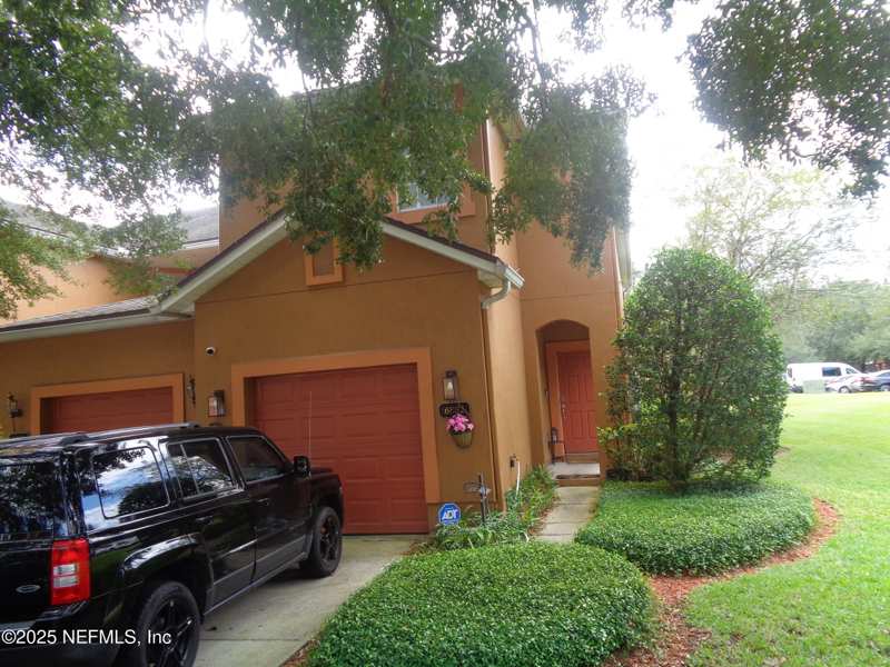 3 bedroom Townhouse at 6882 Lake Mist Lane, Lane Ave Townhomes, Jacksonville — photo 1