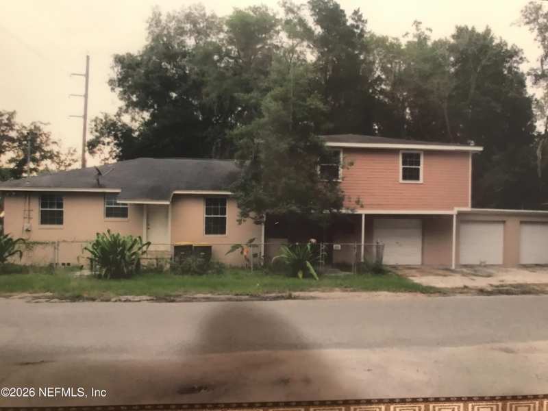 4 bedroom Single Family Residence at 5874 Stuart Avenue, Jacksonville, Jacksonville — photo 1