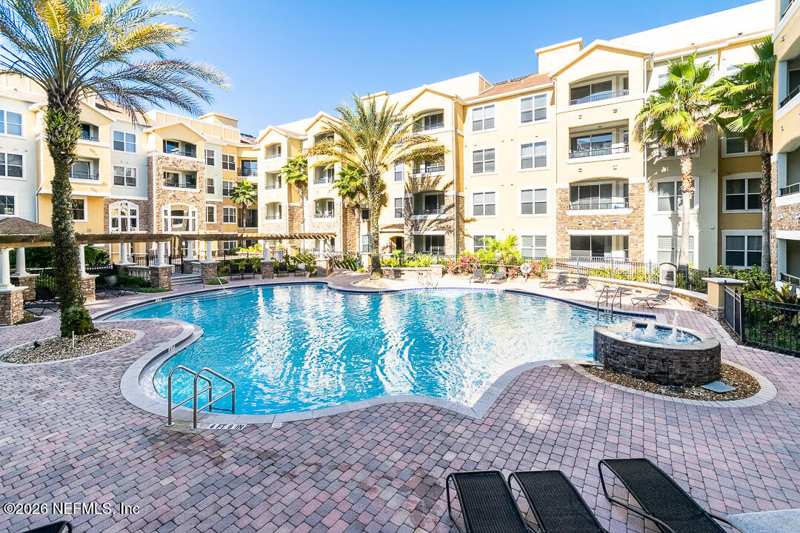 2 bedroom Condominium at 8539 Gate Parkway #633, Villa Medici, Jacksonville — photo 1