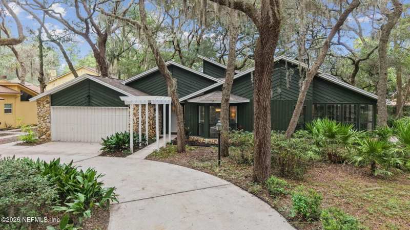 3 bedroom Single Family Residence at 12159 Spiney Ridge Drive, Hidden Hills, Jacksonville — photo 1
