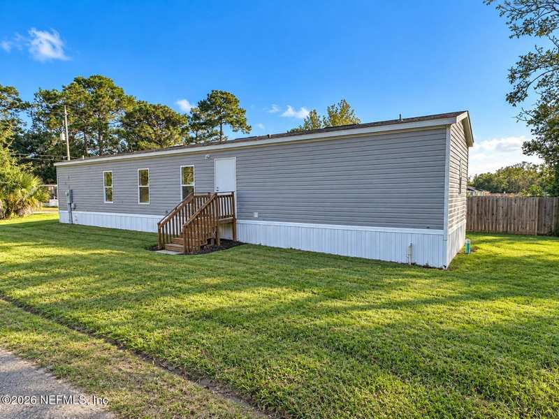 3 bedroom Manufactured Home at 8088 Susie Street, Jax Heights, Jacksonville — photo 1