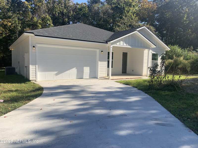 8 bedroom Single Family Residence at 5871 Collins Road, Section Land, Jacksonville — photo 1