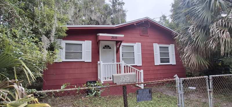 2 bedroom Single Family Residence at 3515 North Laura Street, Miller Sub, Jacksonville — photo 1