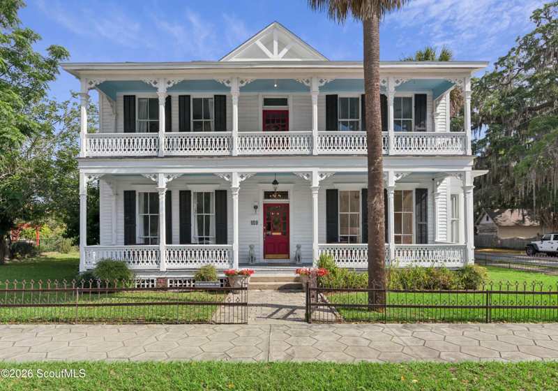 6 bedroom Single Family Residence at 809 Monck Street, Old Town, Brunswick — photo 1
