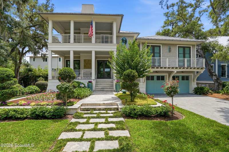 3 bedroom Single Family Residence at 1082 Village Oaks Lane, Village Oaks, St. Simons Island — photo 1