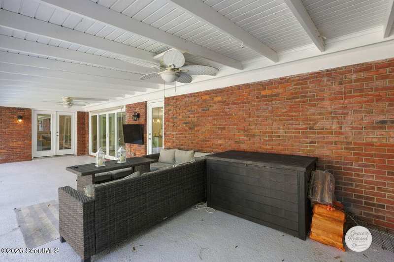 3 bedroom Single Family Residence at 502 Old Mission Road, Belle Point, Brunswick — photo 1
