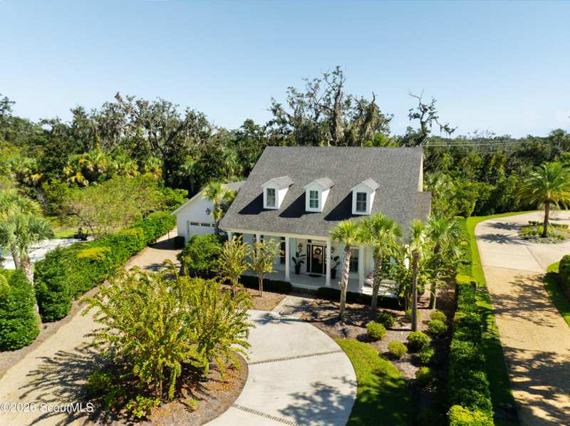4 bedroom Single Family Residence at 111 Yacht Club Drive, Yacht Club, St. Simons Island — photo 1