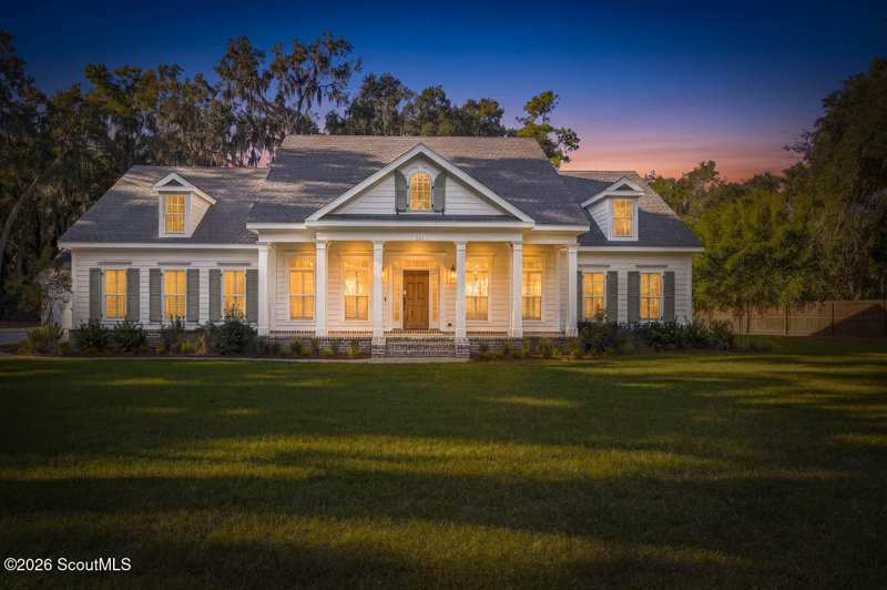 5 bedroom Single Family Residence at 211 Hampton Point Drive, Hampton Point, St. Simons Island — photo 1