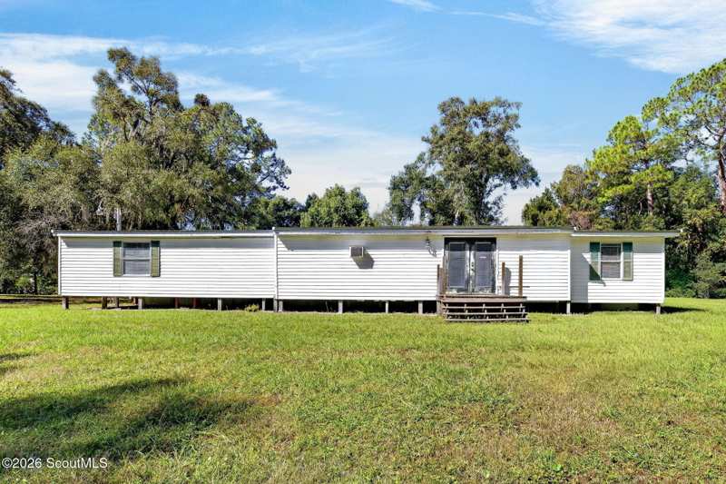 3 bedroom Mobile Home at 1210 Cypress Street, Whispering Pines, Darien — photo 1