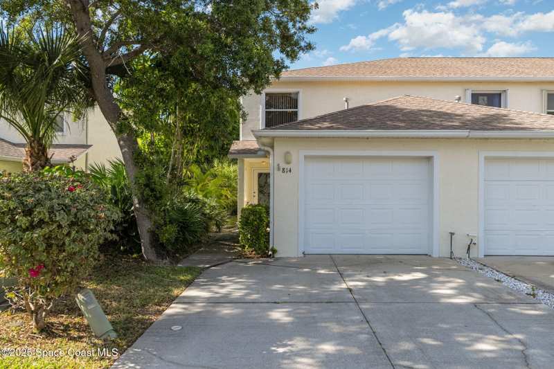 3 bedroom Townhouse at 814 Mimosa Place, Coquina Palms, Indian Harbour Beach — photo 1
