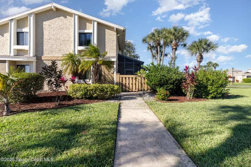 3 bedroom Townhouse at 1020 Abada Court #110, Palm Bay, Palm Bay — photo 1