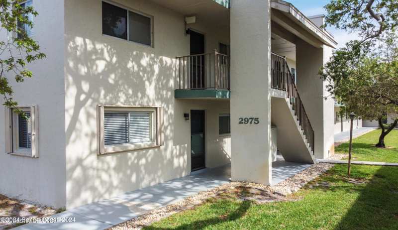 2 bedroom Condominium at 2975 Thrush Drive #227, Pinewood Village of Melbourne Condo No 4, Melbourne — photo 1