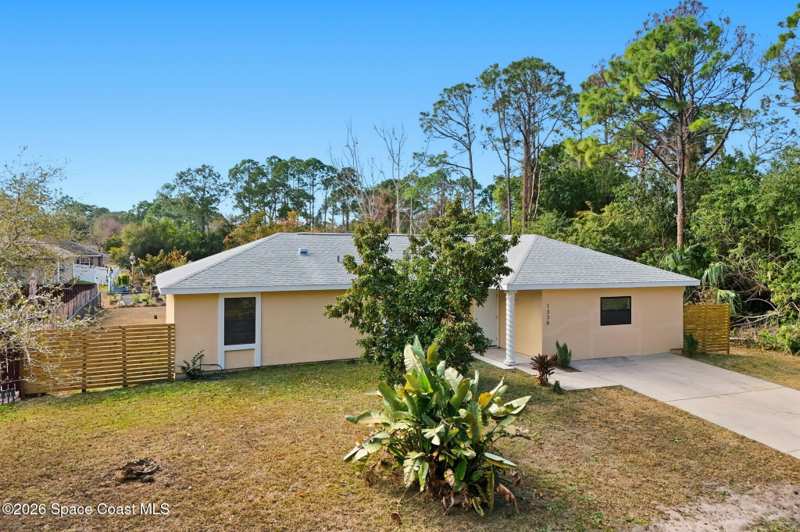 4 bedroom Single Family Residence at 1336 Gingold Street, Port Malabar Unit 26, Palm Bay — photo 1