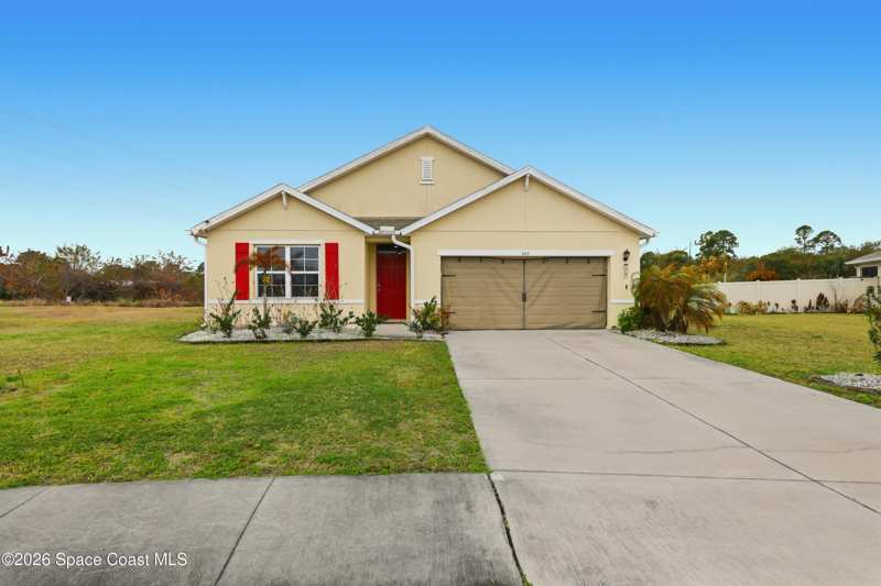 4 bedroom Single Family Residence at 349 Guinevere Drive, Brentwood Lakes Phase III, Palm Bay — photo 1