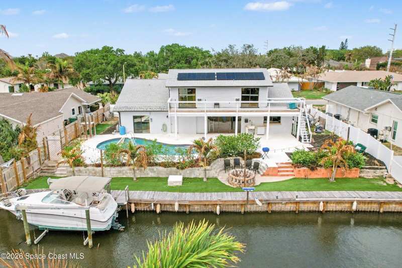 4 bedroom Single Family Residence at 725 Puesta Del Sol Plaza, Puesta Del Sol, Indialantic — photo 1