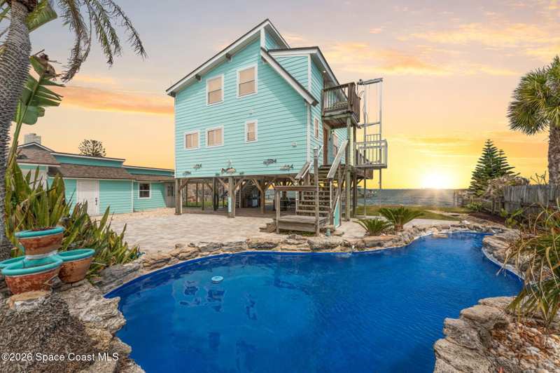 3 bedroom Single Family Residence at 420 Milford Point Drive, Milford Point Beach Subd, Merritt Island — photo 1