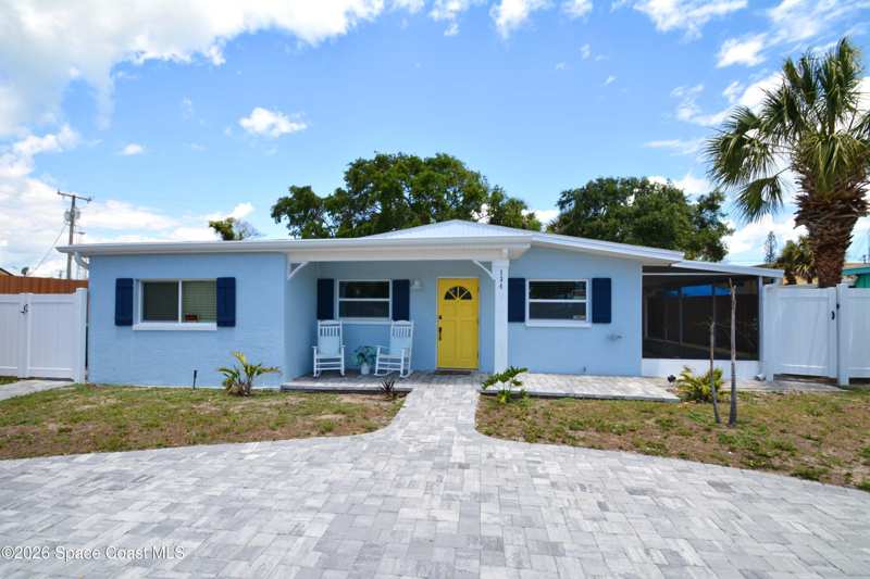 3 bedroom Single Family Residence at 134 E Grant Avenue, Avon By The Sea, Cocoa Beach — photo 1